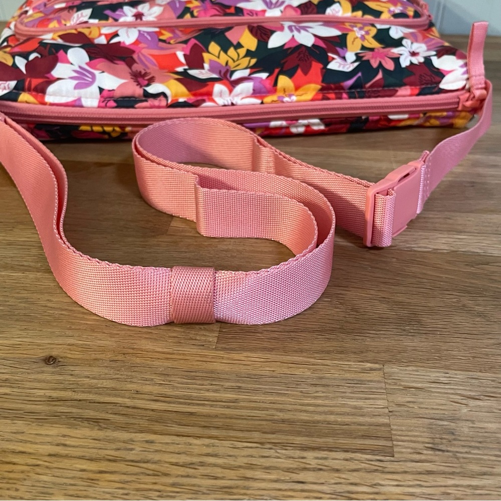 Vera Bradley Utility Crossbody Bag “Rosa Floral” - Picture 4 of 11